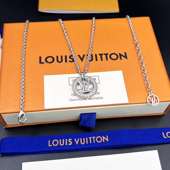 Affordable LV NECLACE 0117