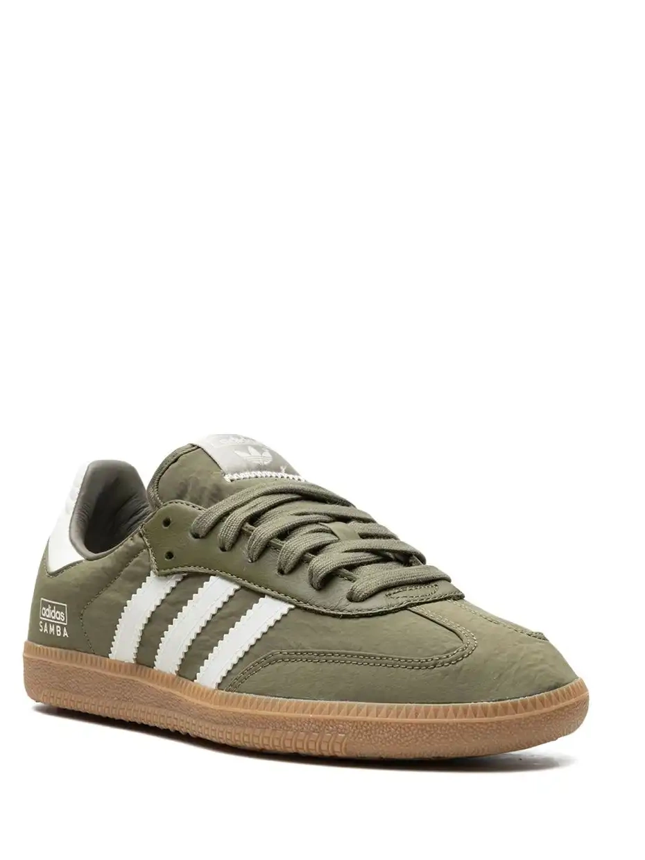 Affordable   - Samba adidas Focused  